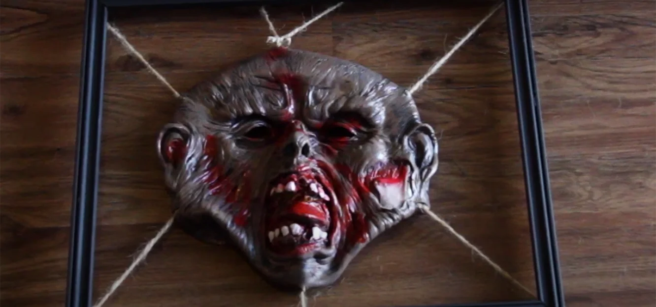 Halloween Horror DIY: Paint it Black! 